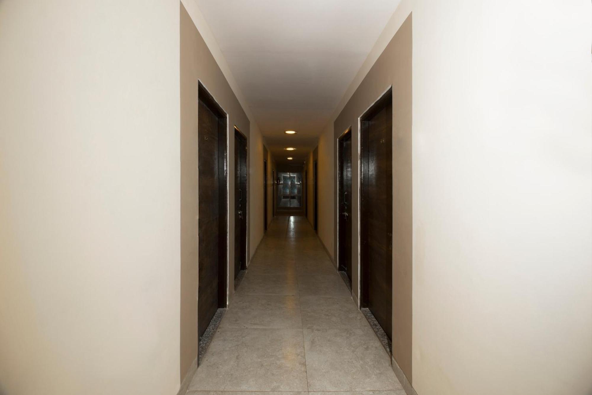 Hotel O The Star Hotel Panvel Luaran gambar